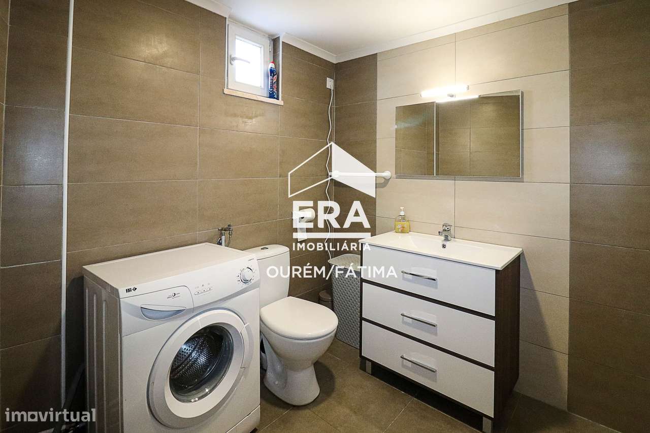 Moradia T3 inserida num terreno de 1.268m²-14