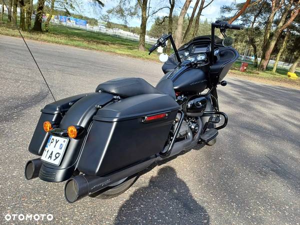 Harley-Davidson Touring Road Glide - 5