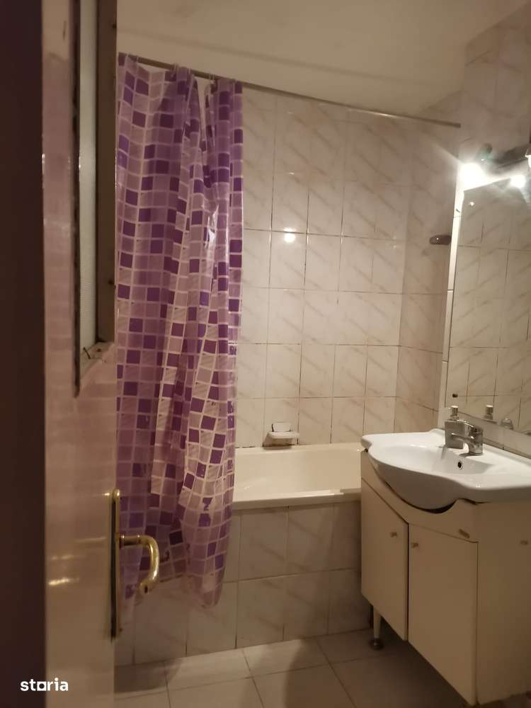 Inchiriez apartament cu 3 camere pe Str.Carpatilor 45 COMISION 0 - Imagine principală: 5/7