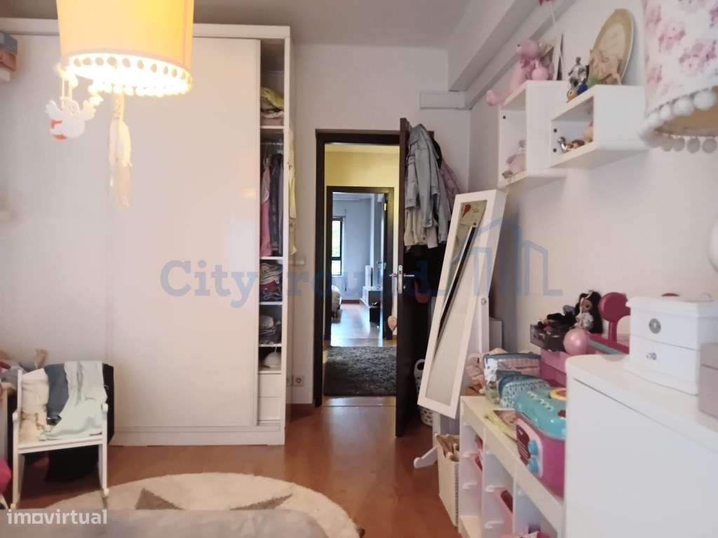 Apartamento T3 no Centro de Ourém com Terraço-10