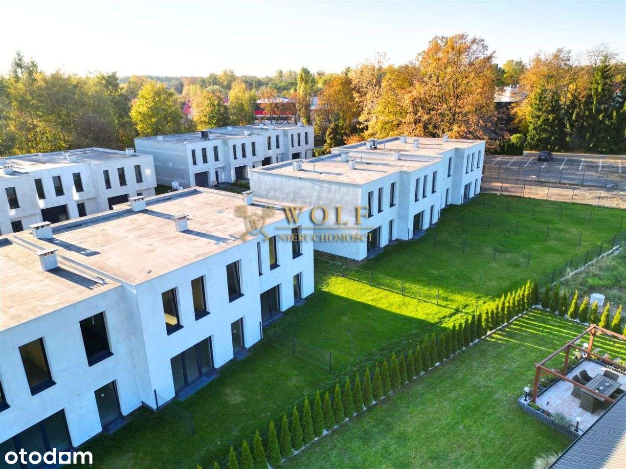 Nowoczesne domy w harmonii z naturą i technologią - Pełny obrazek: 5/16