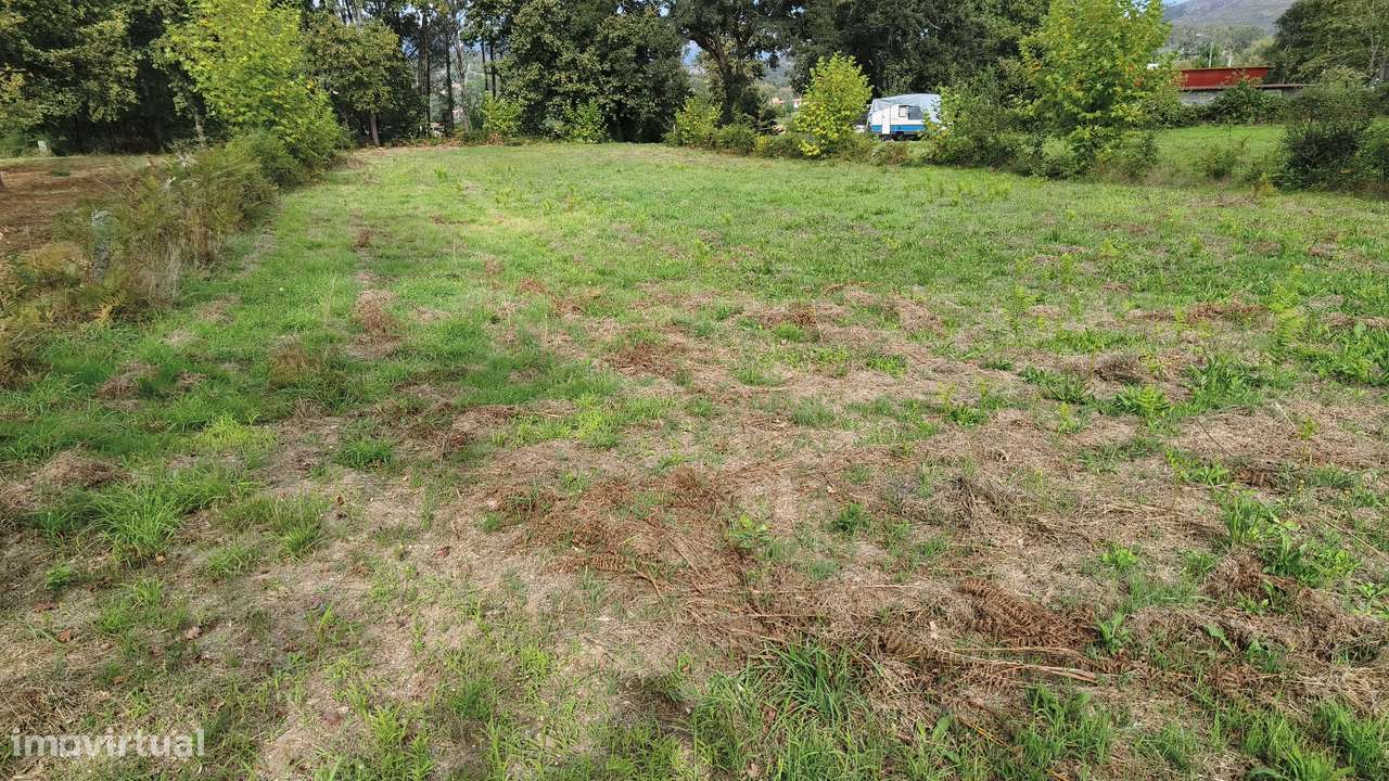 Terreno em Verim, Póvoa de Lanhoso-5