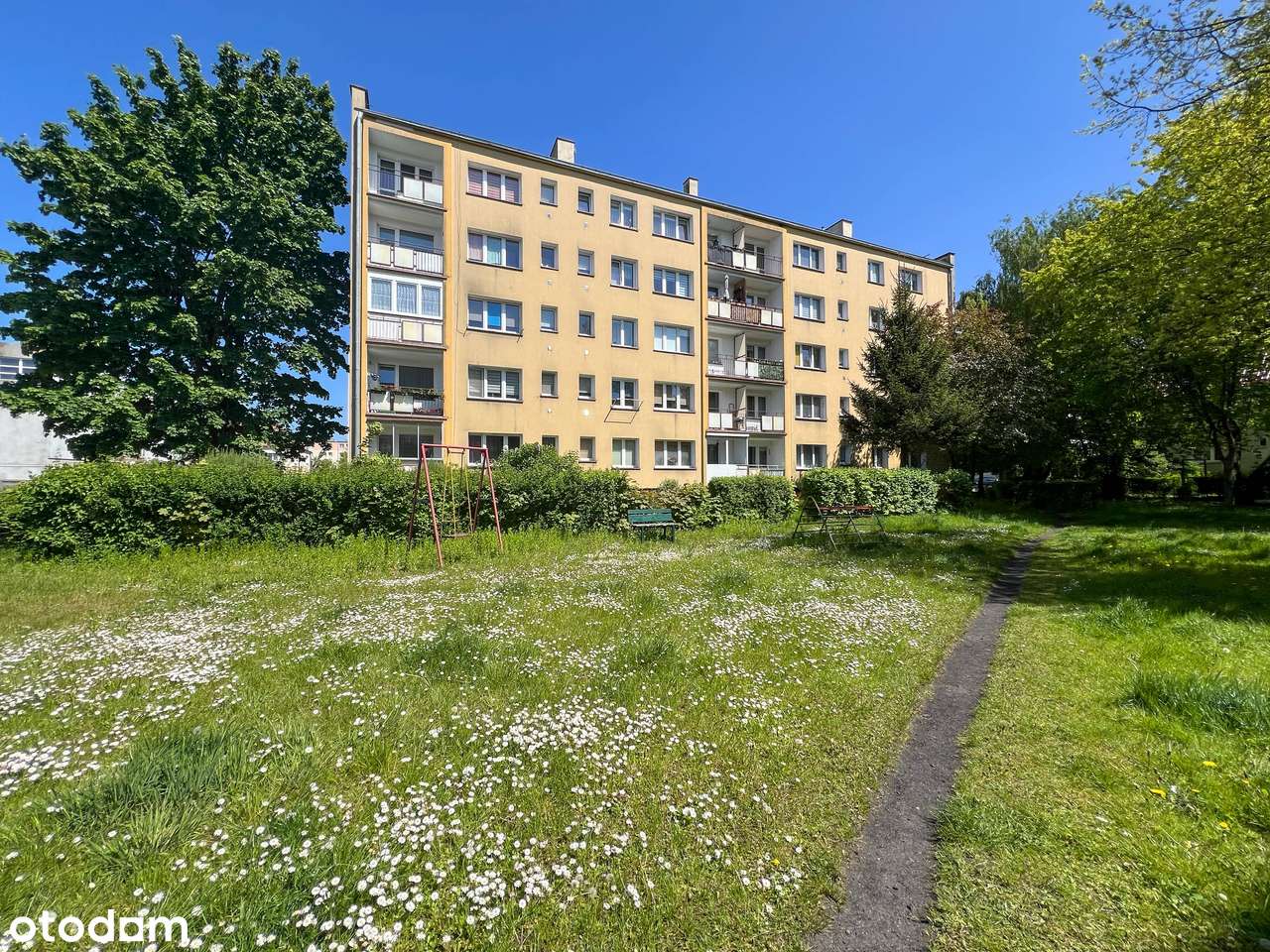 Wyposażone mieszkanie 2 pok. na II piętrze z zabudowanym balkonem!-12