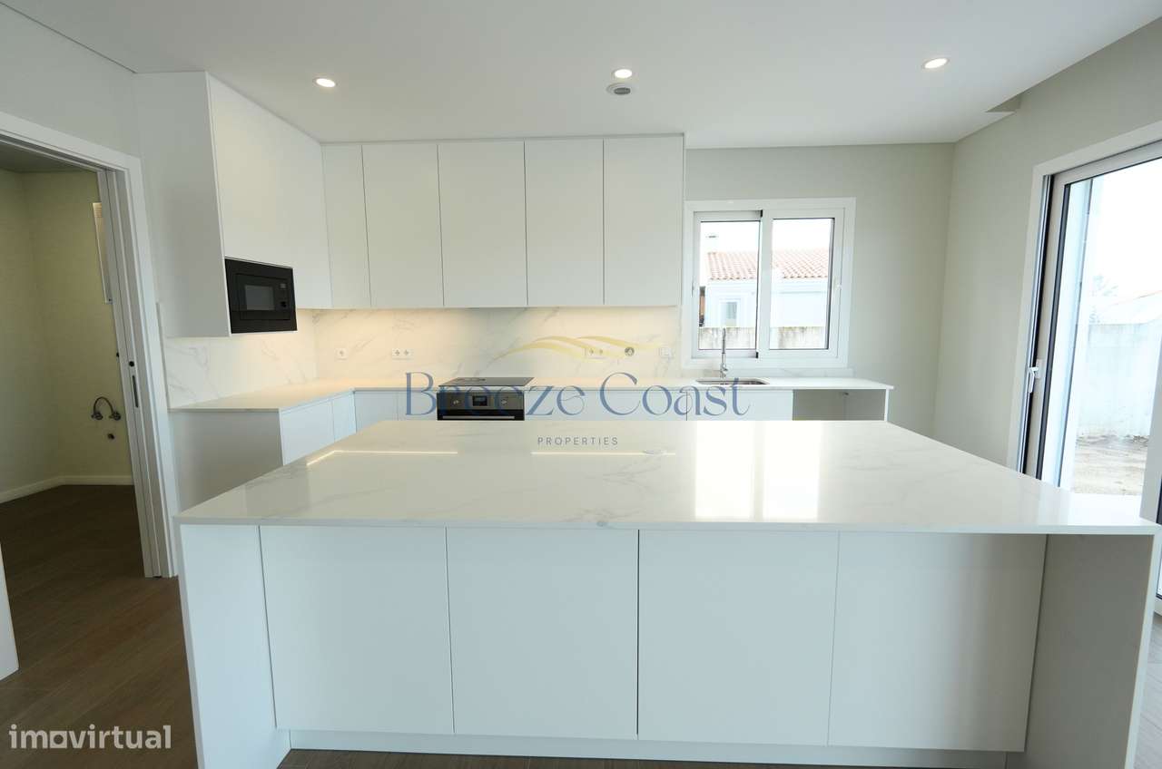 Moradia T4 de Luxo a 5 Minutos da Baía de São Martinho do Porto - Grande imagem: 5/38