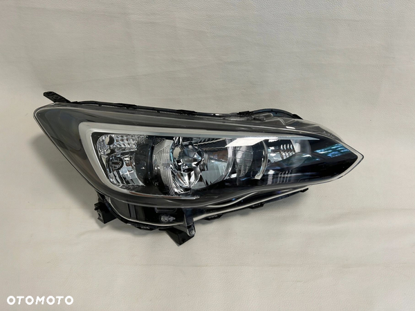 Subaru XV LIFT lampa przód H7 H4 prawa przód 19- - 2