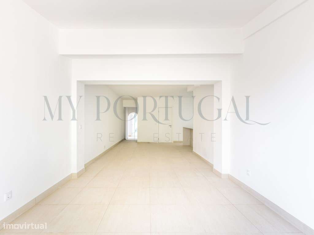 Moradia em banda Contemporânea T3+1 com Jardim Privado e Espaço Ext...-7