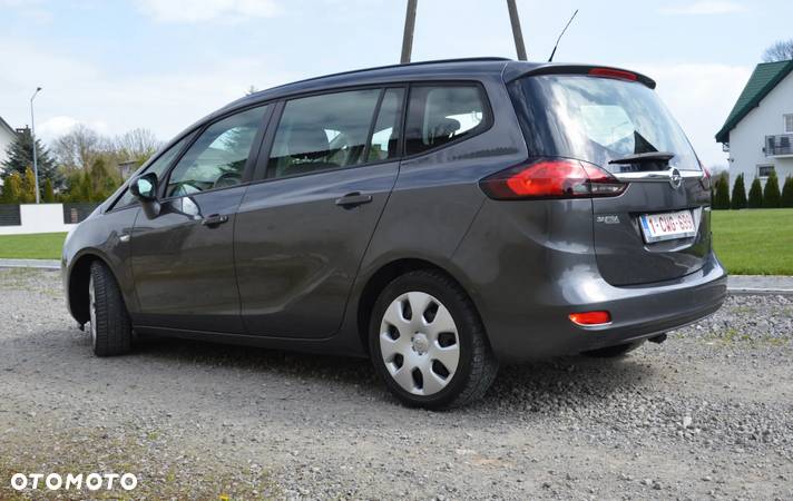 Opel Zafira - 3