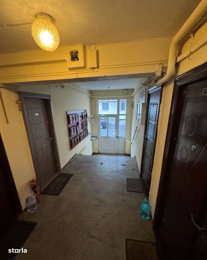 Sibiu, Zona Vasile Aron Apartament-3 camere 58 mp utili, etaj 2/4-2