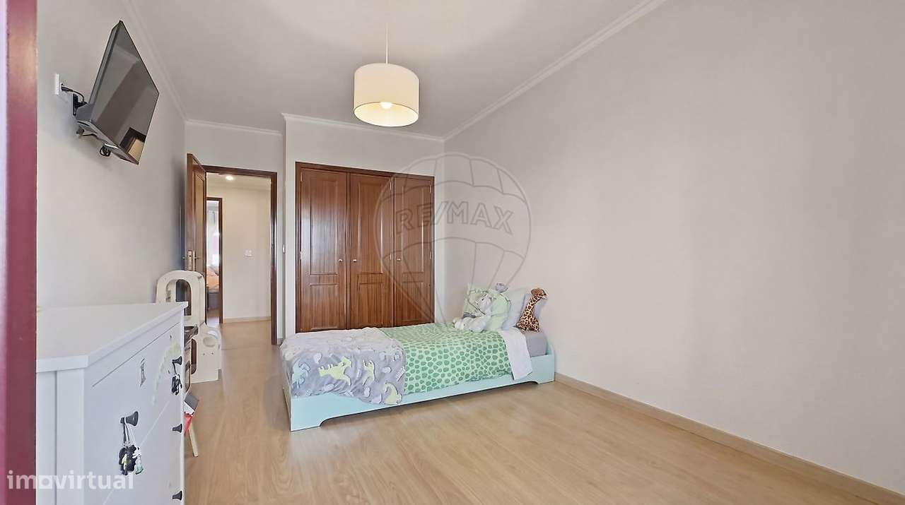 Apartamento T3 à venda em Sintra-12