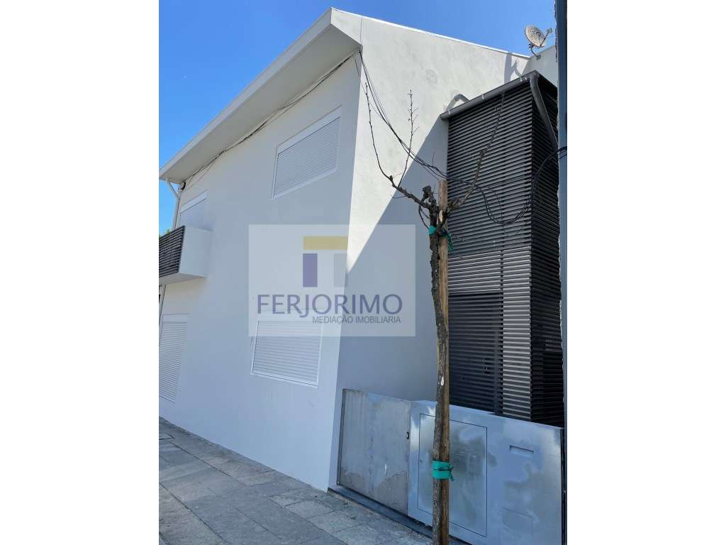 PRÉDIO CENTRO DA CIDADE COM (8) ESTÚDIOS - Grande imagem: 2/7