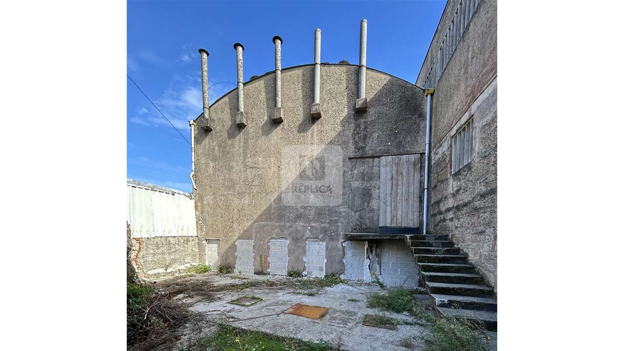 Moradia Reabilitação Comércio Habitação Indústria na Maia - Grande imagem: 4/14