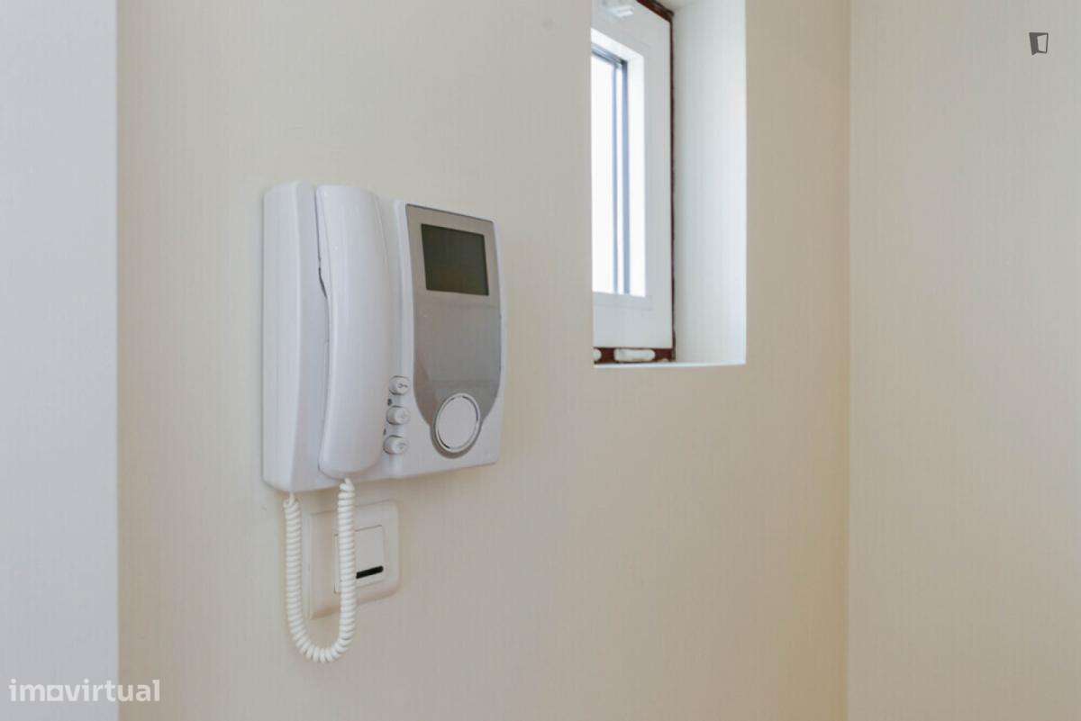 Apartamento com 1 quartos - localizado em Mouraria Lisbon - Grande imagem: 2/10