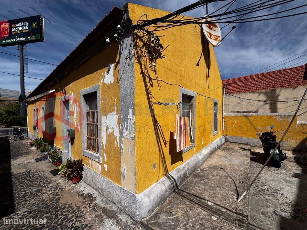 Prédio para Investimento em Olival Basto, Odivelas-37
