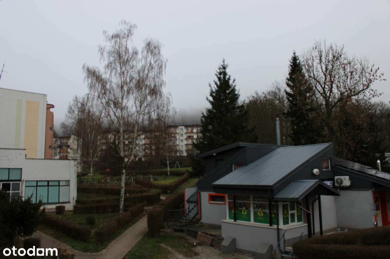 Mieszkanie z balkonem-12