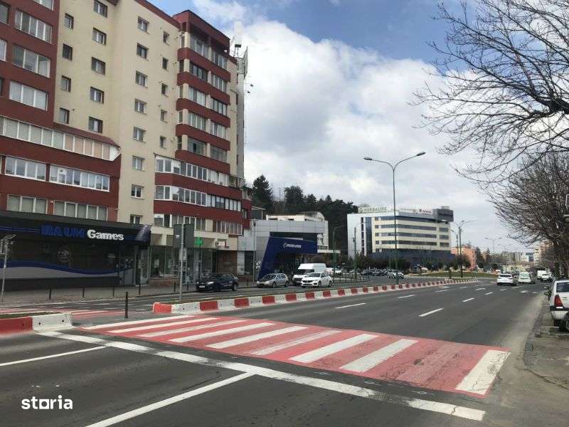 BRASOV - CENTRU - SPATIU COMERCIAL - 800 MP - Imagine principală: 4/20
