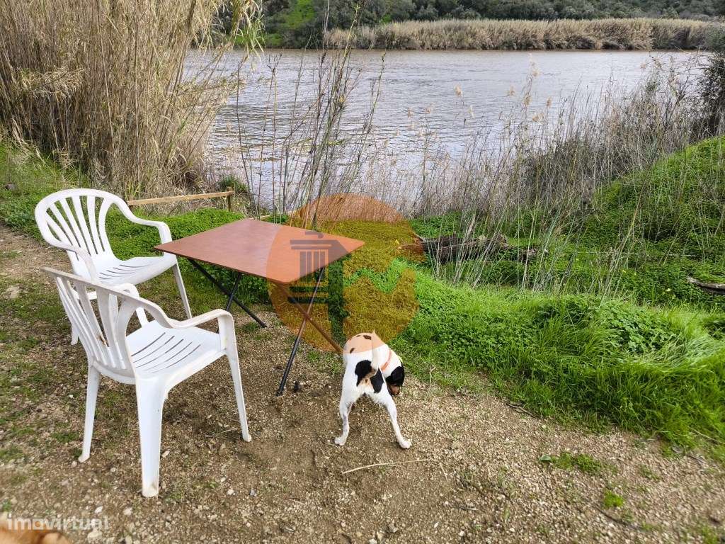 TERRENO COM 5.760 M² - COM FURO - ACESSO DIRETO À ÁGUA - JUNTO AO R... - Grande imagem: 3/46