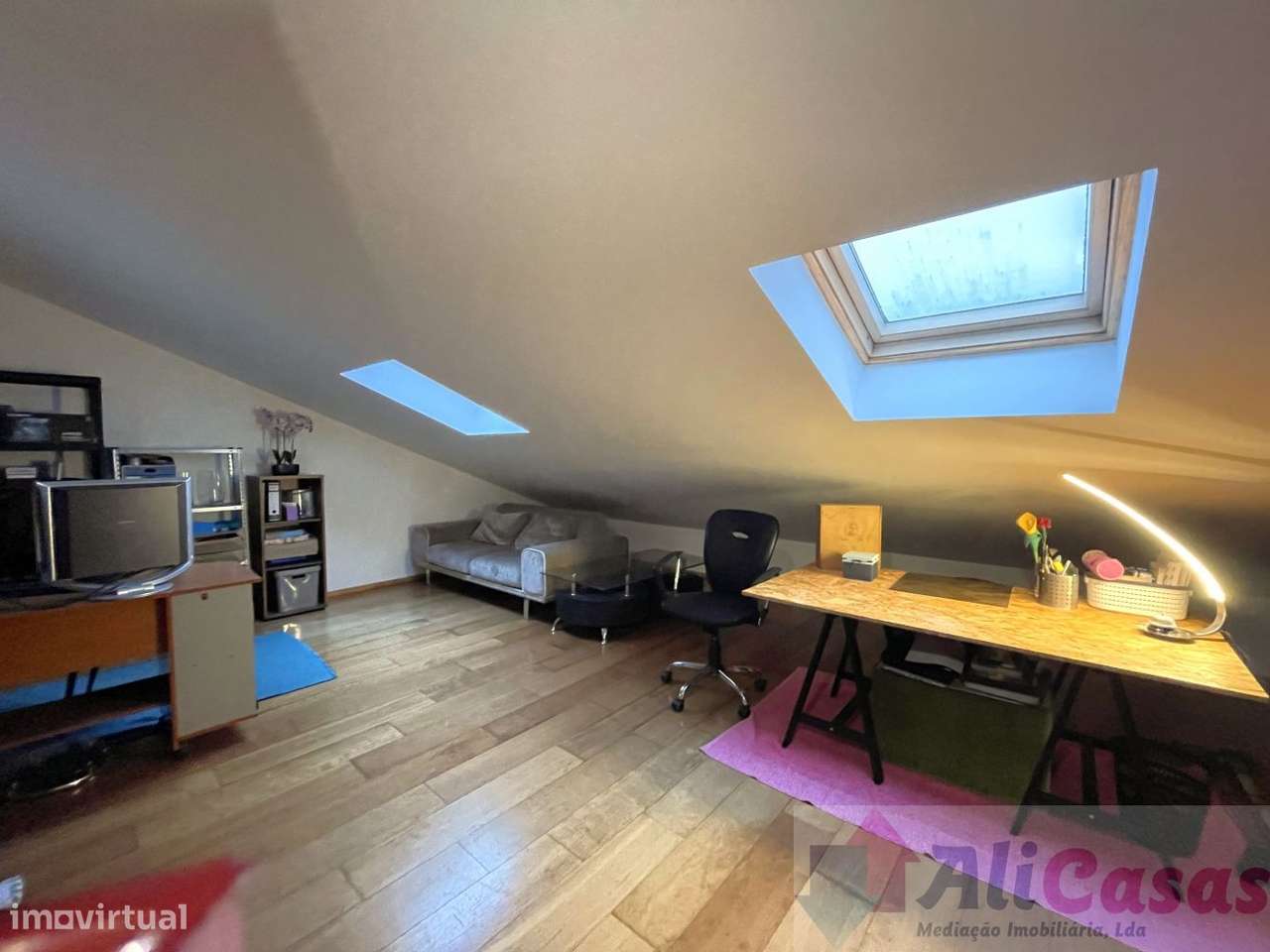 Excelente T3 Último Piso- Lugar de Garagem P/2 carros-41