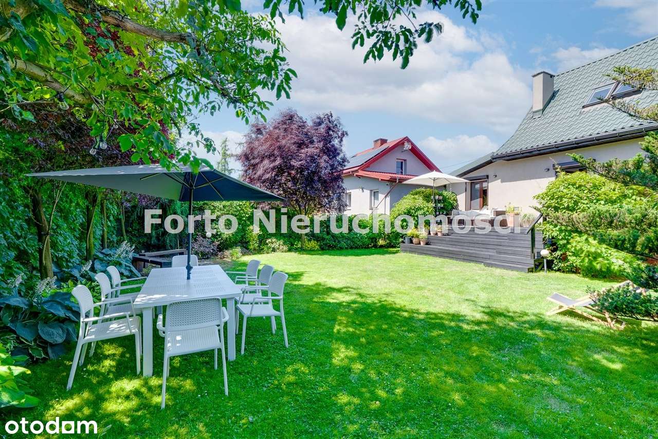 Dom w Chorzowie Batorym na ulicy Kasztanowej-13