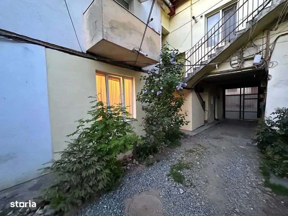 De închiriat apartament 2 camere pe str. Traian - Imagine principală: 5/7