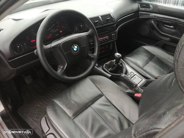 BMW 520 d Touring - 9