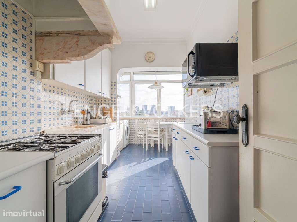 Luminoso apartamento T2 em São Domingos de Benfica - Grande imagem: 5/20