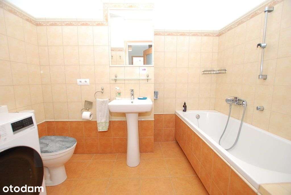 blisko metra 3-pokojowe mieszkanie z garażem-8