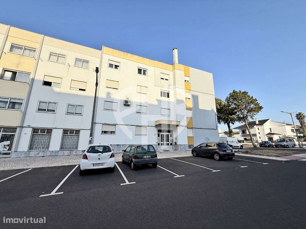Apartamento T3 com 127 m² | Arrecadação nas Águas Furtadas | Massamá-38
