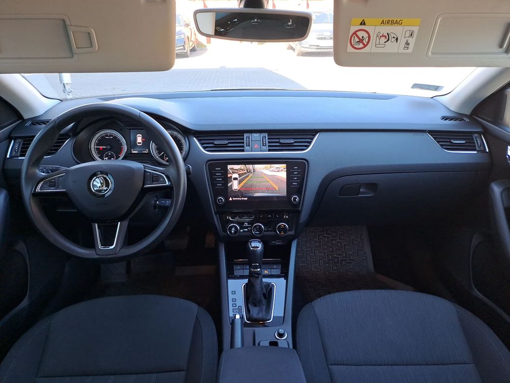 SKODA OCTAVIA 4x4 HAK DSG Blind SPOT 230V 2,0 TDI 150KM Serwis ASO Salon PL VAT23%