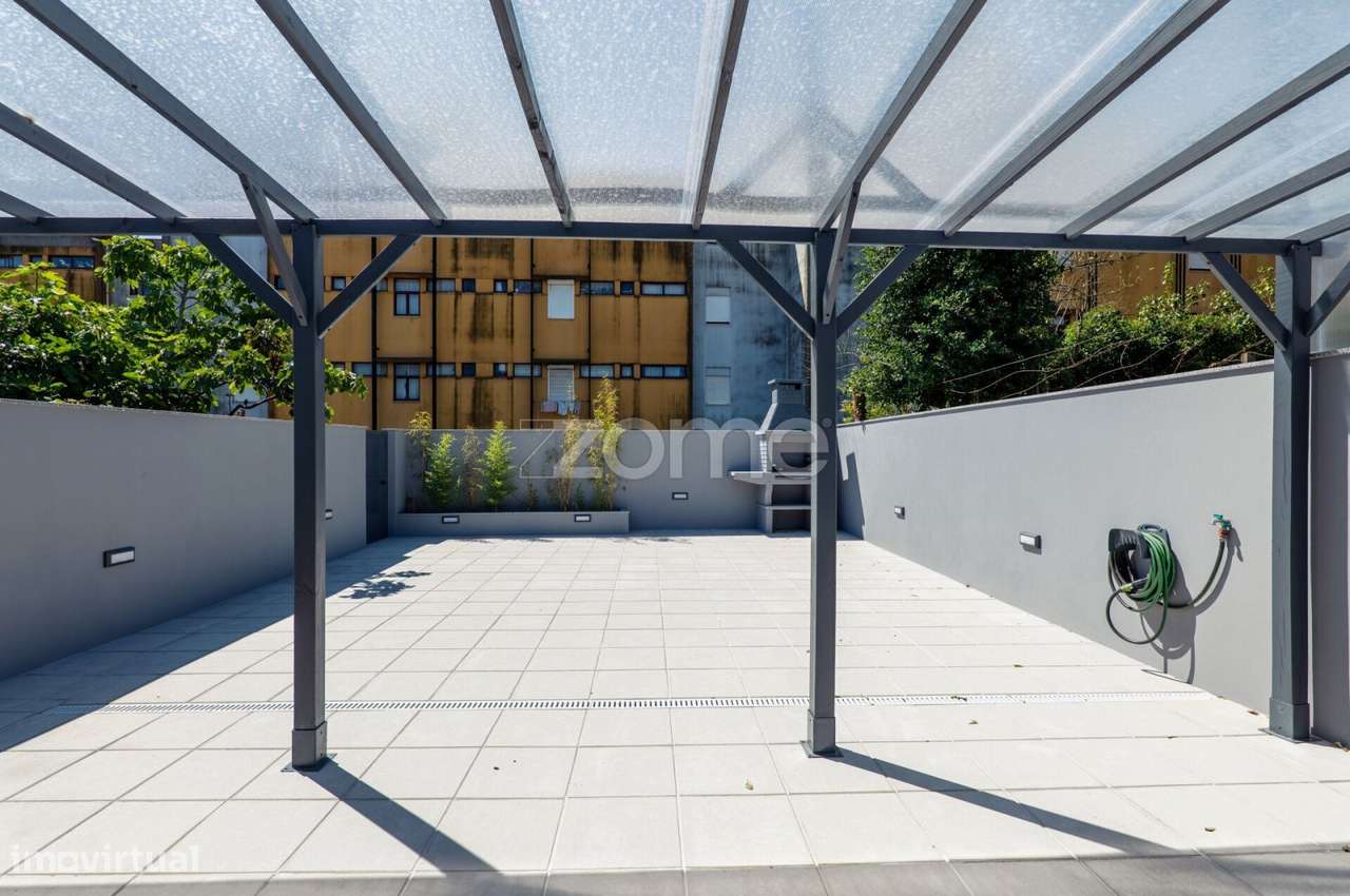 Moradia Térrea T2 com Terraço |Remodelada | Valongo - Grande imagem: 2/27