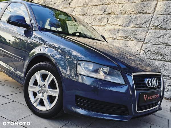 Audi A3 1.9 TDI DPF Ambiente S tronic - 14