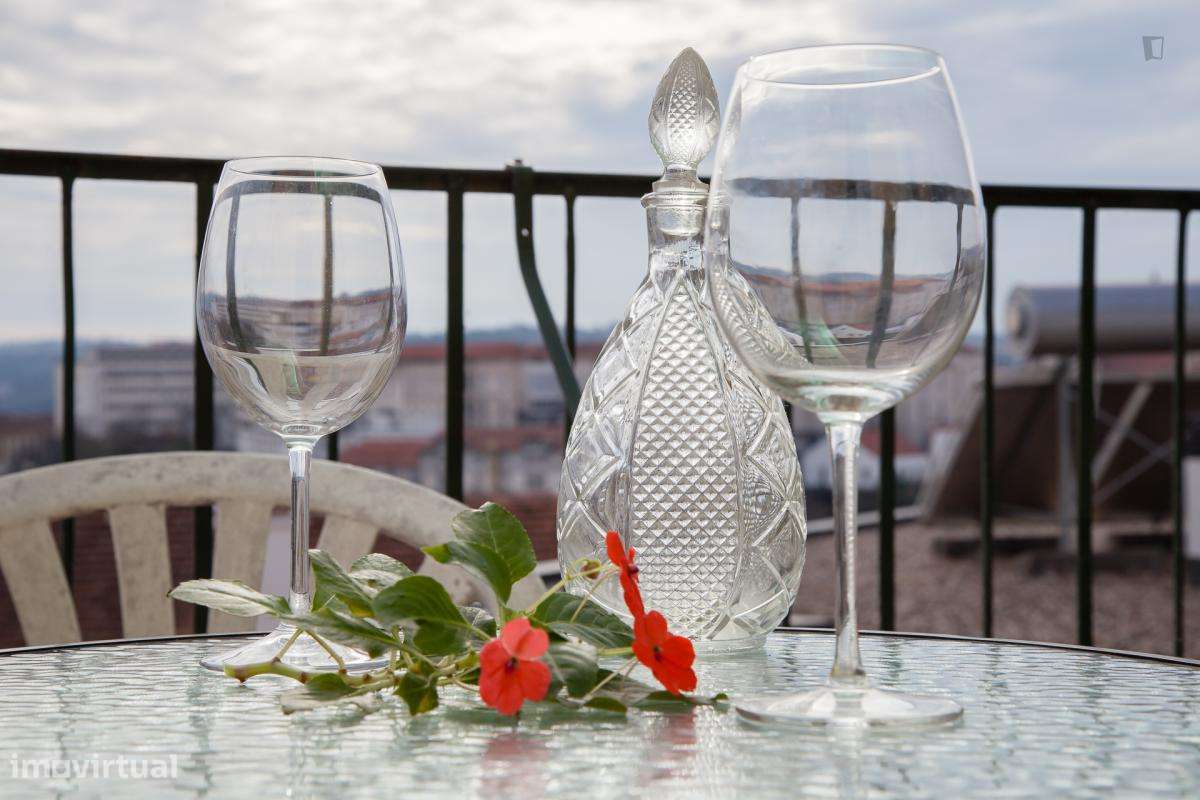 Quarto - localizado em Montes Claros Coimbra - Grande imagem: 5/8