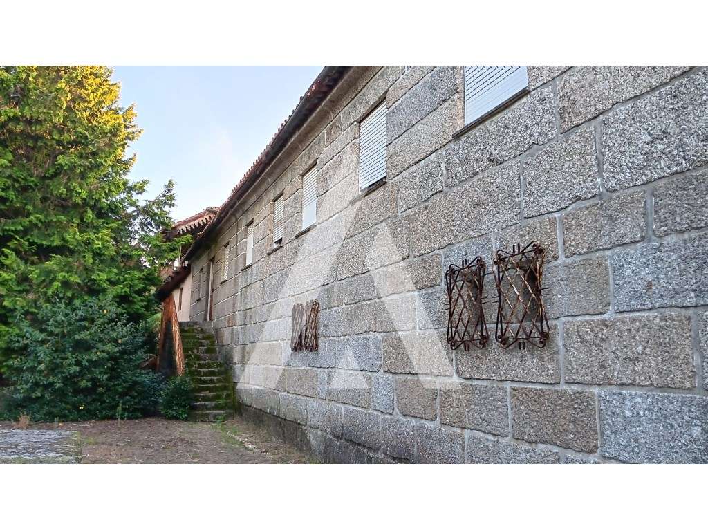 Quinta Nevogilde com Moradia T10, Capela, Celeiro e Acesso ao Rio S...-7