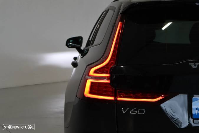 Volvo V60 2.0 D3 Momentum Geartronic - 8