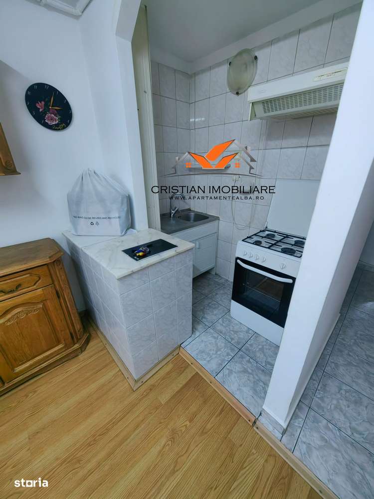 Apartament 3 camere decomandat, etaj 3, zona Bowling- Tolstoi !-1
