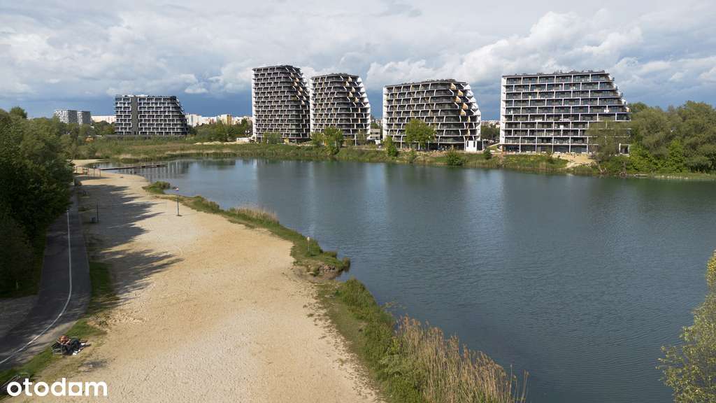 Częściowo wykończone mieszkanie 3-pokojowe-16