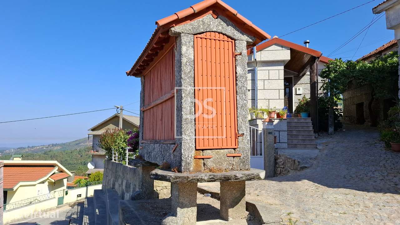 Casa com terreno e vistas de serra – Póvoa, Ansiães - Amarante-18