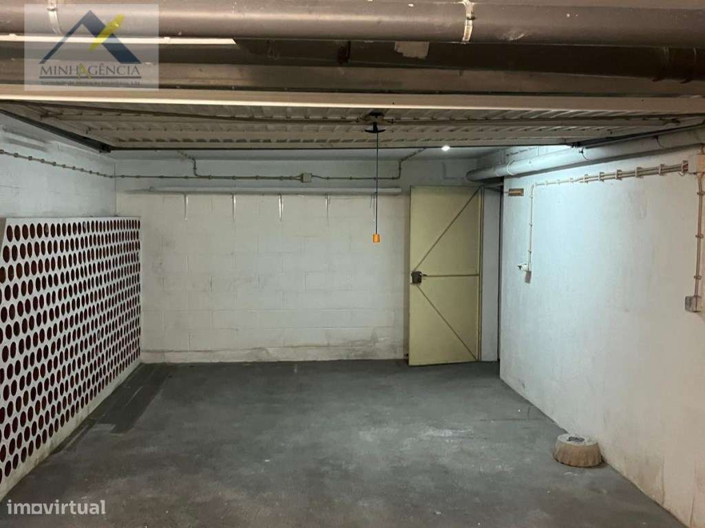 Garagem Box e Arrecadação no Alto do Seixalinho - Grande imagem: 5/18
