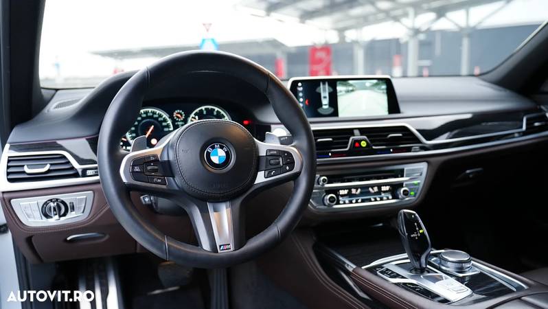 BMW Seria 7 740d xDrive - 12