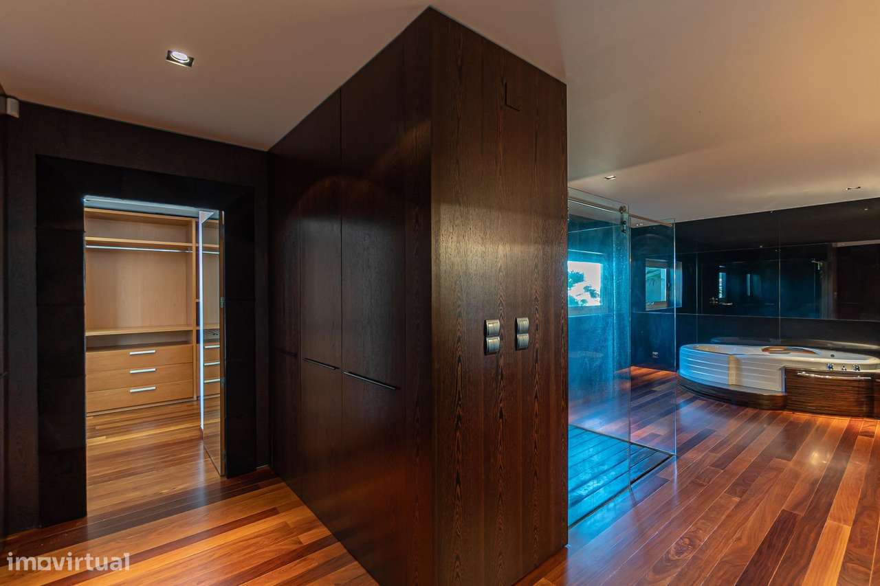 Moradia de Luxo com Elevada Privacidade, Piscinas Interior e...-41
