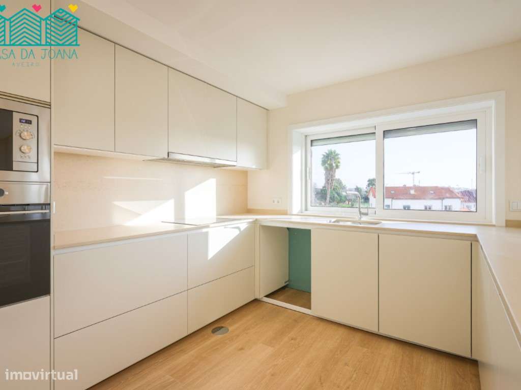 Apartamento T3 com Lugar de Estacionamento em Esgueira - Grande imagem: 5/38