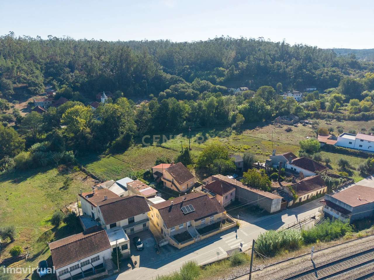 Moradia T5 com Jardim e Vista para o Rio em Venda de São José, Alberga-45