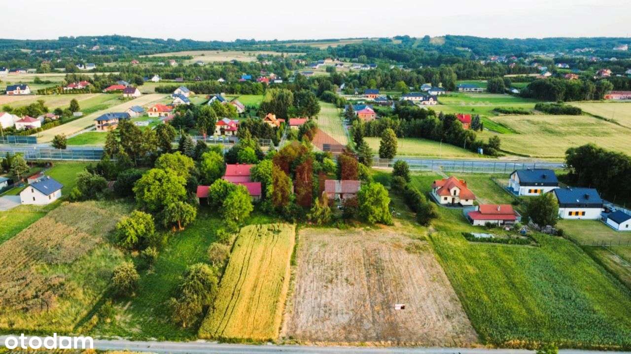 Na sprzedaż działka budowlana 916 m² Trzciana, gm.-4