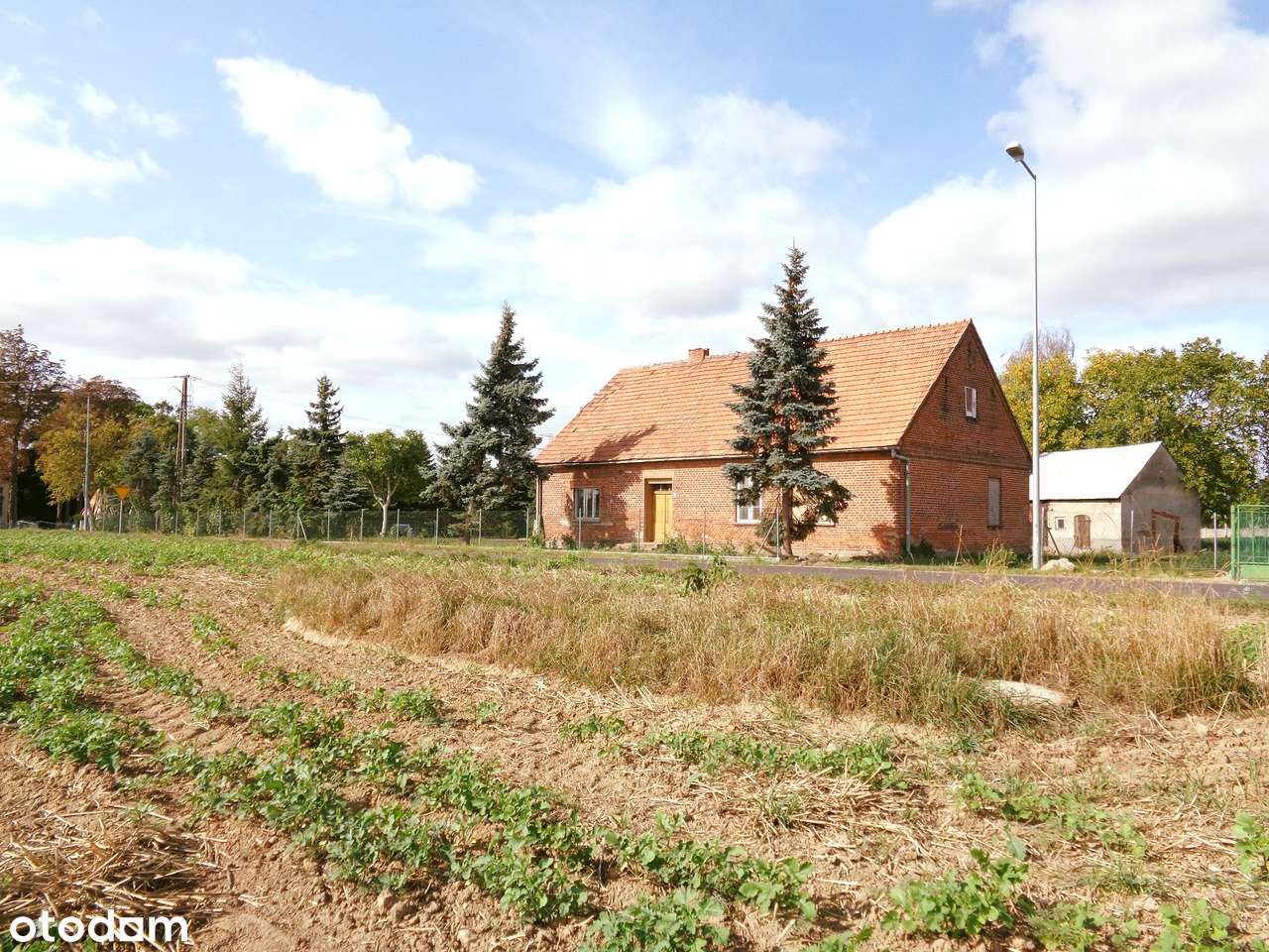 Gmina Ślesin – Dom w sąsiedztwie jeziora-6