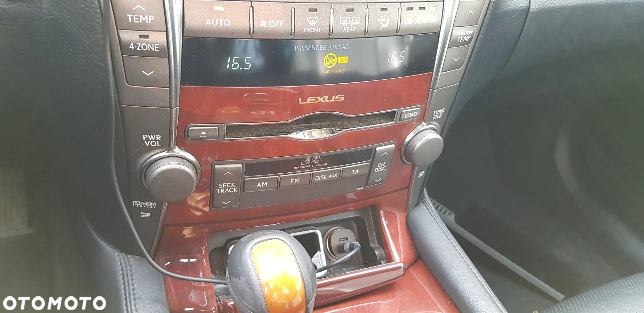 Lexus LS 460 Prestige - 35