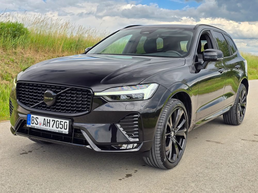 Volvo XC60 II (2017-) B5 B AWD Plus Dark 2025