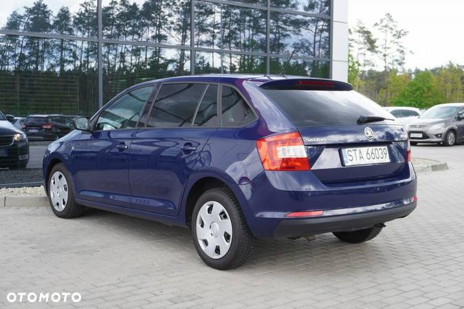 Skoda RAPID - 7