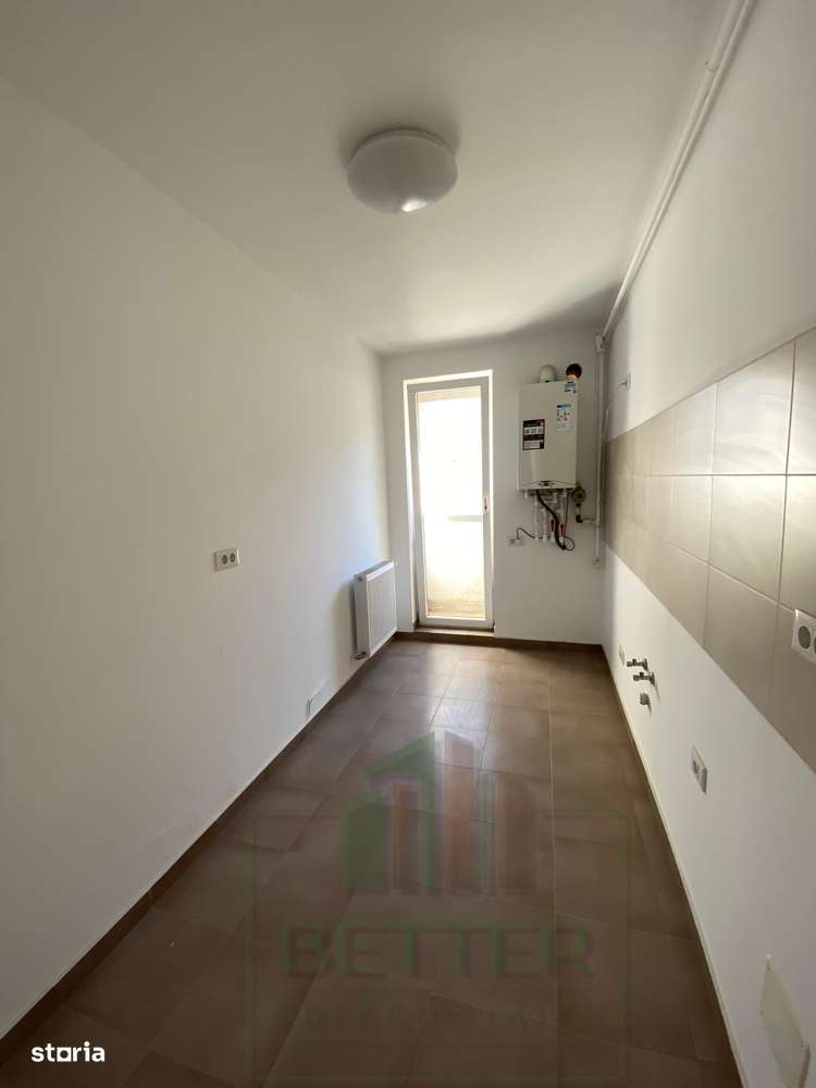 Garsonieră decomandată, modernă, cu terasă și parcare Str. Biruinței - Imagine principală: 4/12