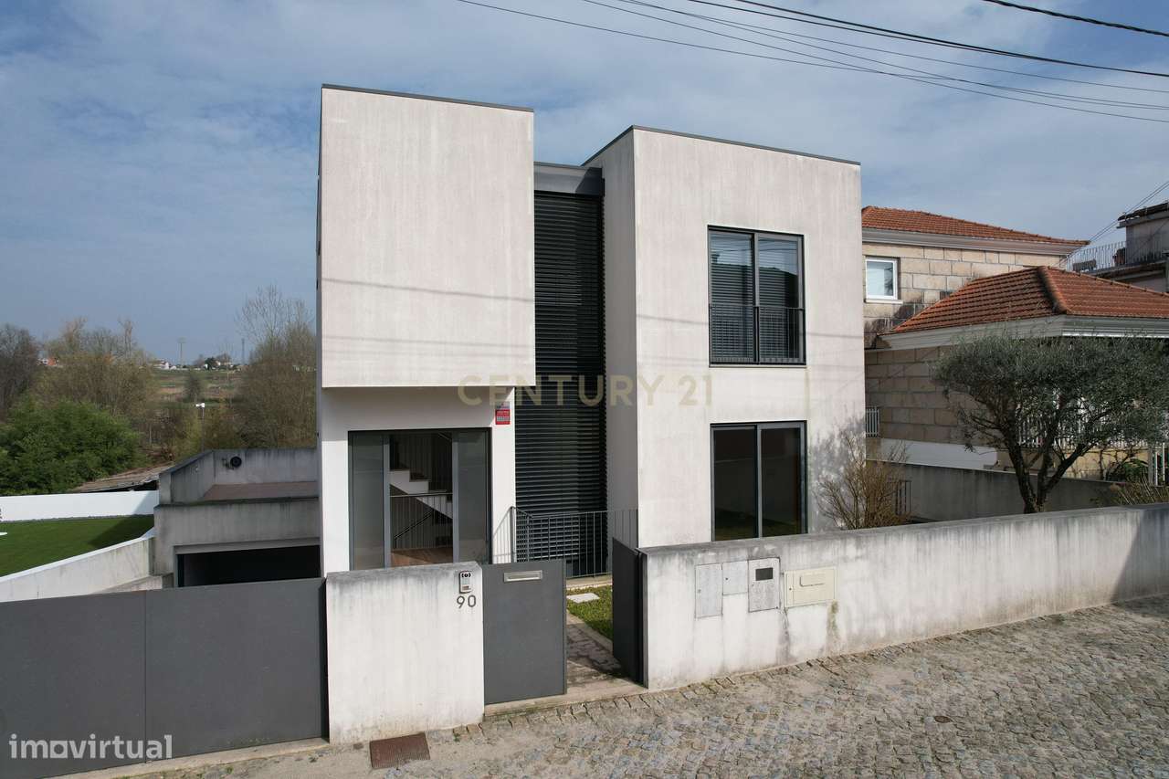 Moradia T3 | Parque da Cidade | Paredes - Grande imagem: 4/37