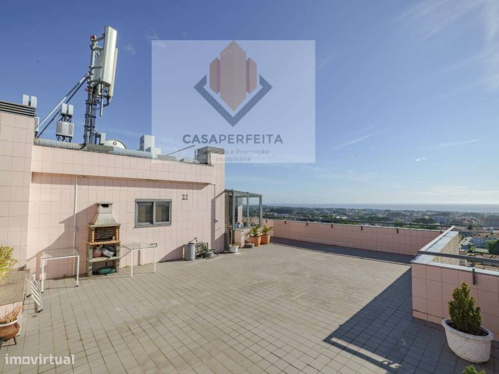 Deslumbrante Penthouse T4 Duplex com Terraço e Vistas Inacreditávei...-3