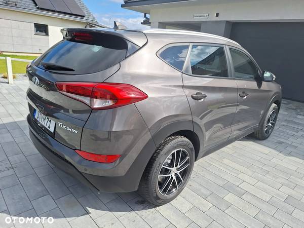 Hyundai Tucson blue 1.7 CRDi 2WD Passion - 6